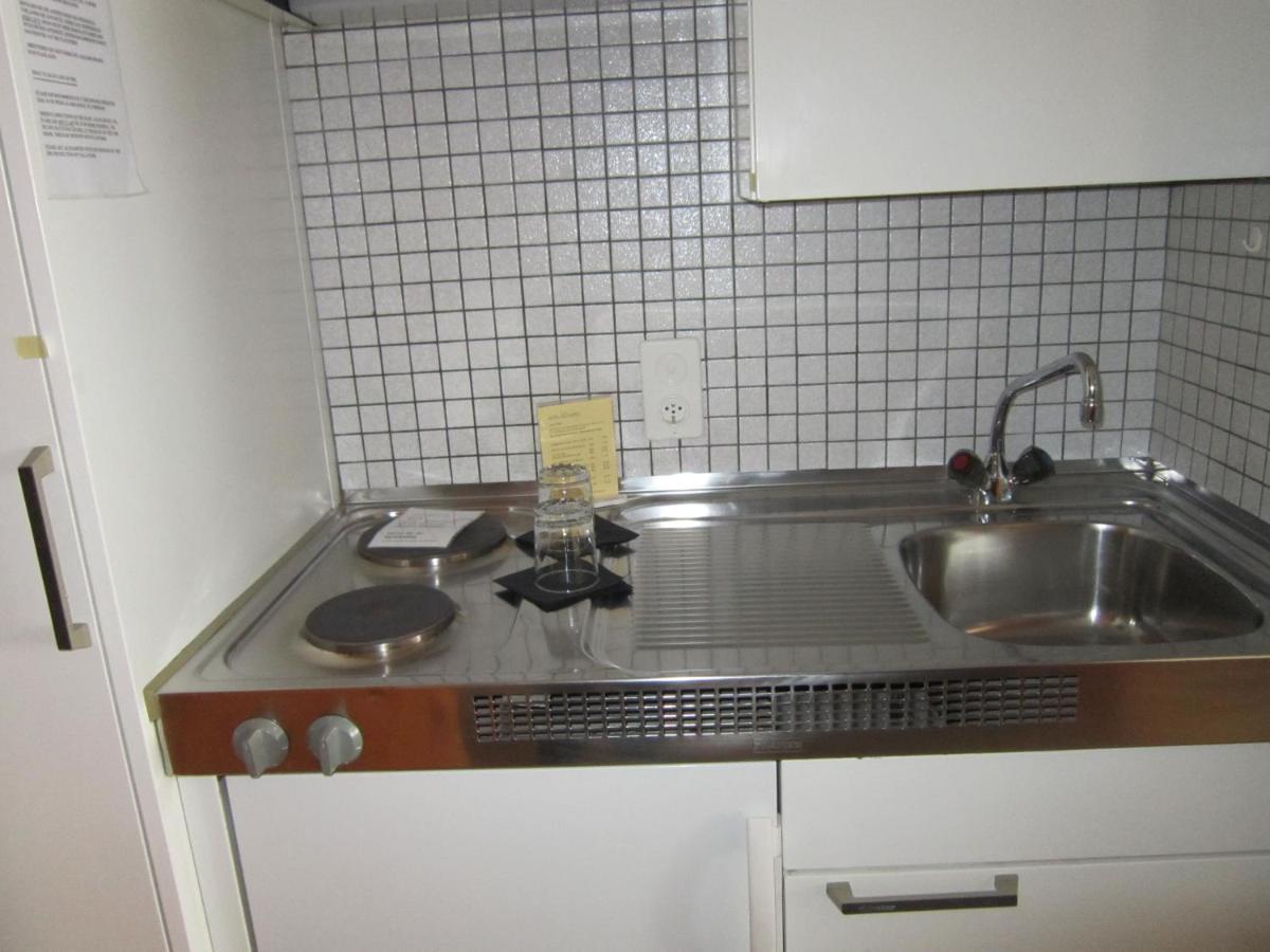 Studio Im Hotel Des Alpes Flims Exteriör bild